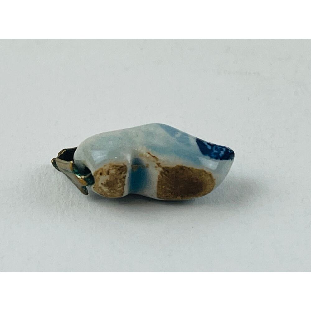 VTG Blue Dutch Shoe Clog Holland Amsterdam Charm Pendant Tiny Porcelain ? White - Picture 9 of 14